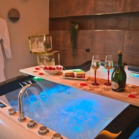 Appartement Escaperoom Jacuzzi Spa Hautdegamme Centreville *